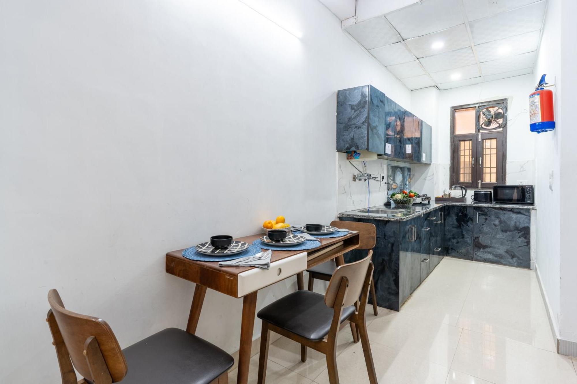 Ferienwohnung Homlee-Vintage 2Bhk-Ndls-Lift-Bharat Mandapam Neu-Delhi Exterior foto