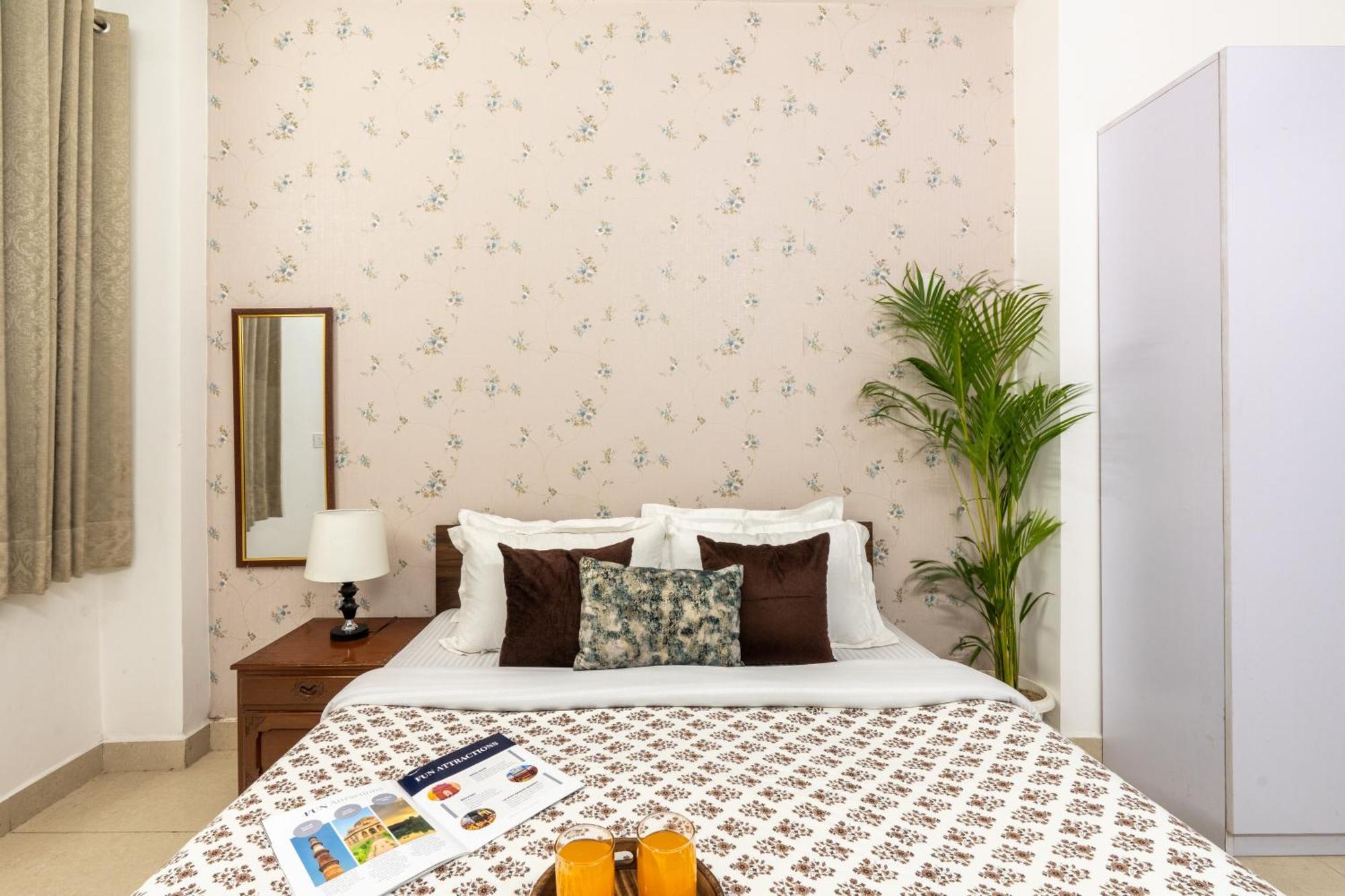 Ferienwohnung Homlee-Vintage 2Bhk-Ndls-Lift-Bharat Mandapam Neu-Delhi Exterior foto
