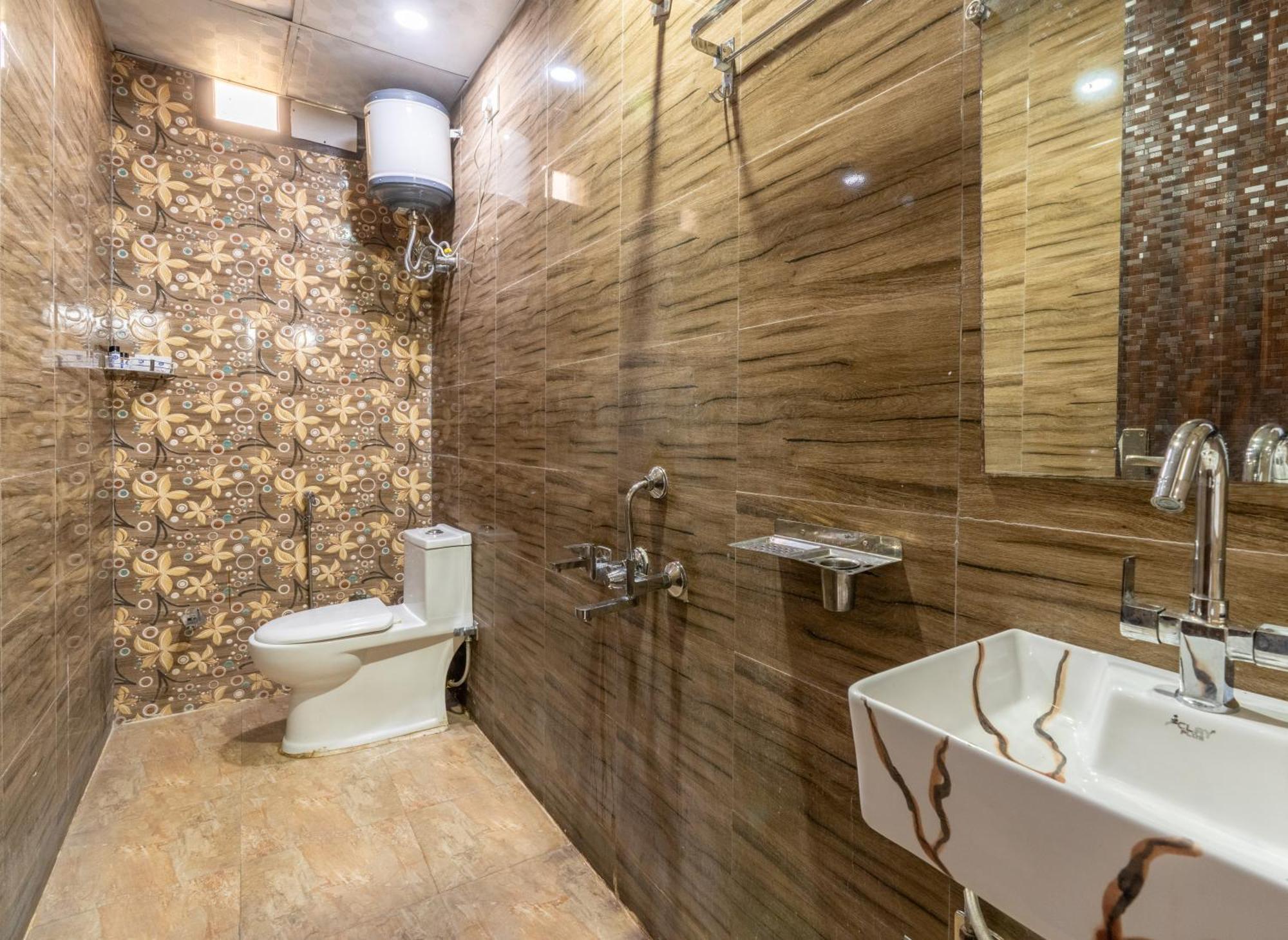 Ferienwohnung Homlee-Vintage 2Bhk-Ndls-Lift-Bharat Mandapam Neu-Delhi Exterior foto